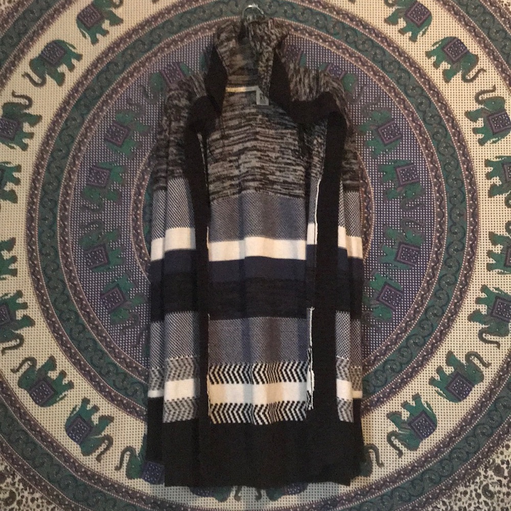 Roxy Hooded sweater